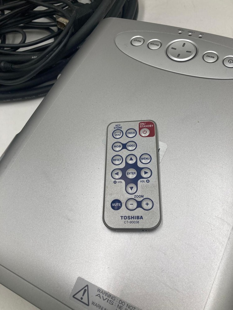 Toshiba TLP B2 LCD Projector