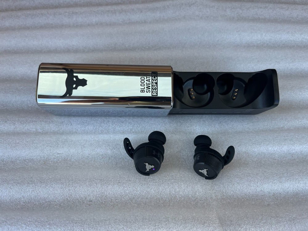 JBL UA Project Rock True Wireless X - Engineered