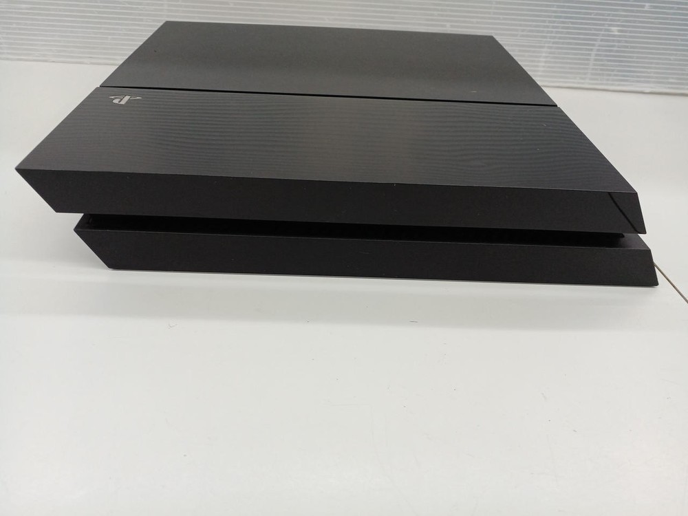Sony PS4 CUH-1000A Original Model Console Black Gaming System New