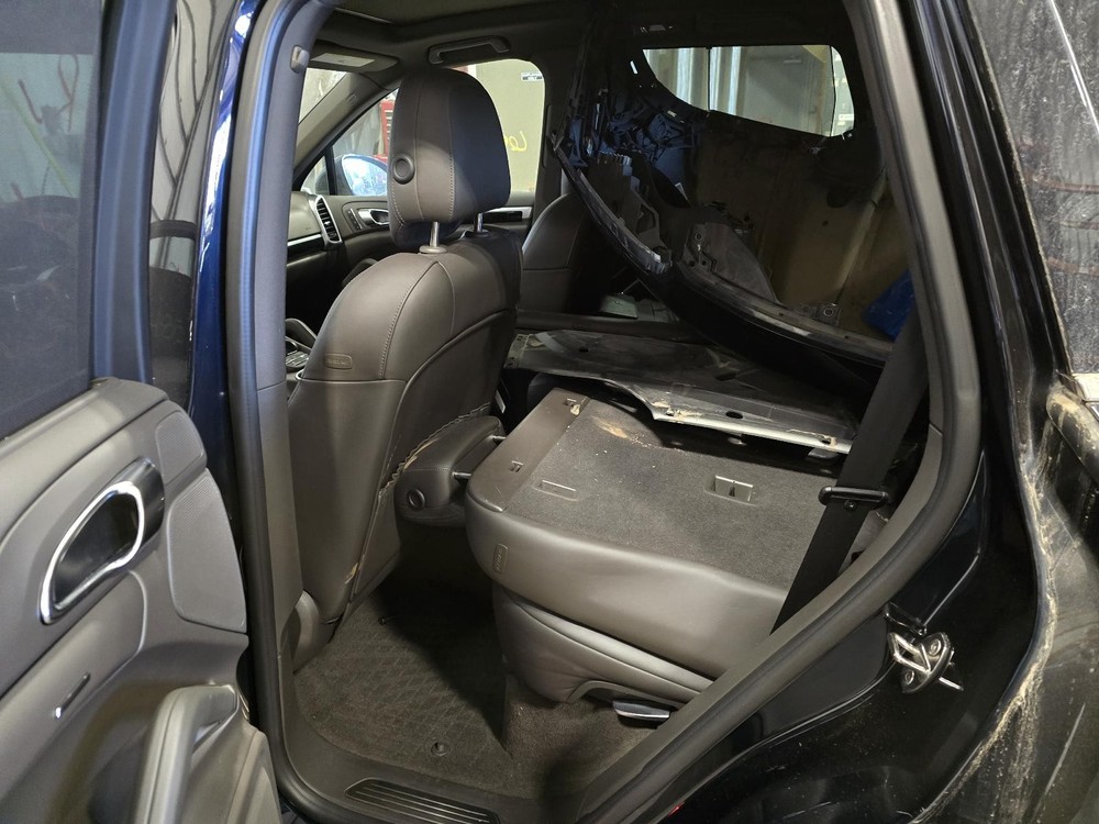 Used Blind Spot Detection System Warning Control Module fits: 2016 Porsche CAYEN