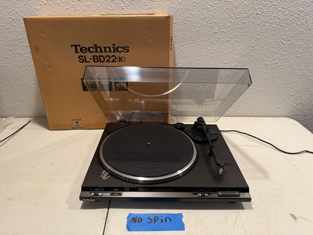 Technics SL-BD22  (k) Semi-Automatic  Turntable