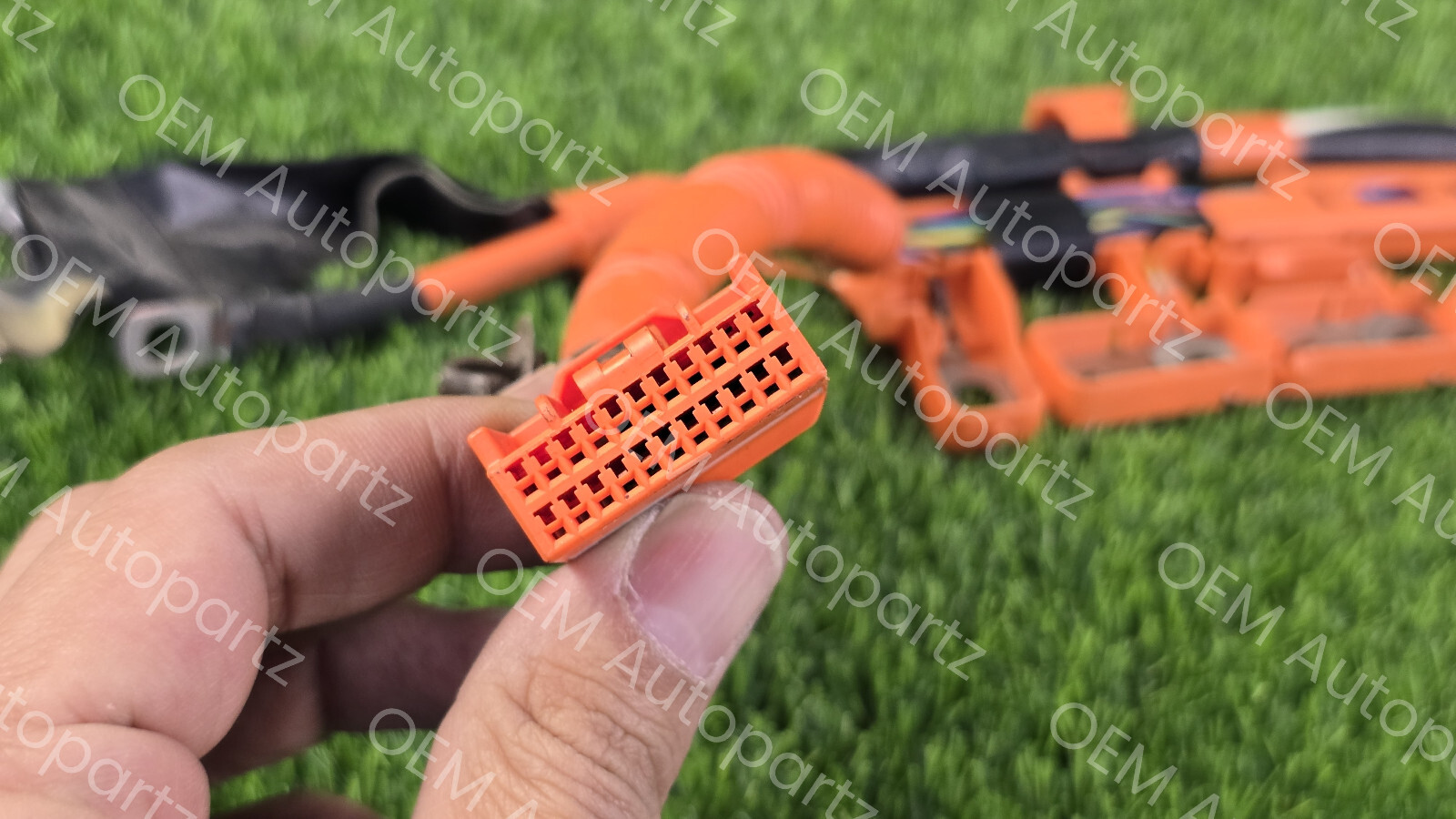 toyota Prius Hybrid 2004-2009 Battery Voltage Sensor with harness 89890-47092