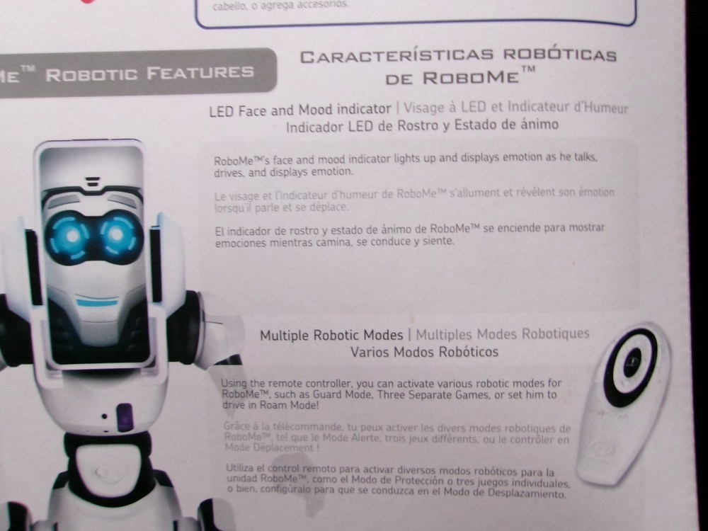 WowWee Robo-Me Customizable Robot Buddy Robome Programmable Robotics ( NIB )
