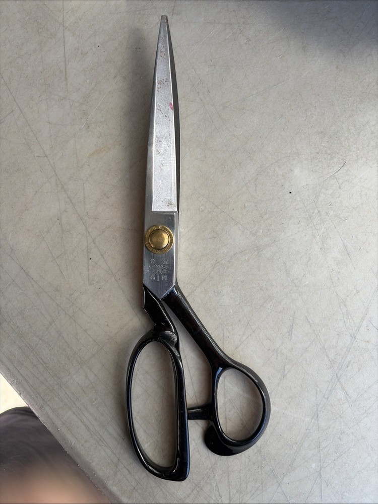 Dragonfly Professional Tailoring Scissors A240     10 1/2”