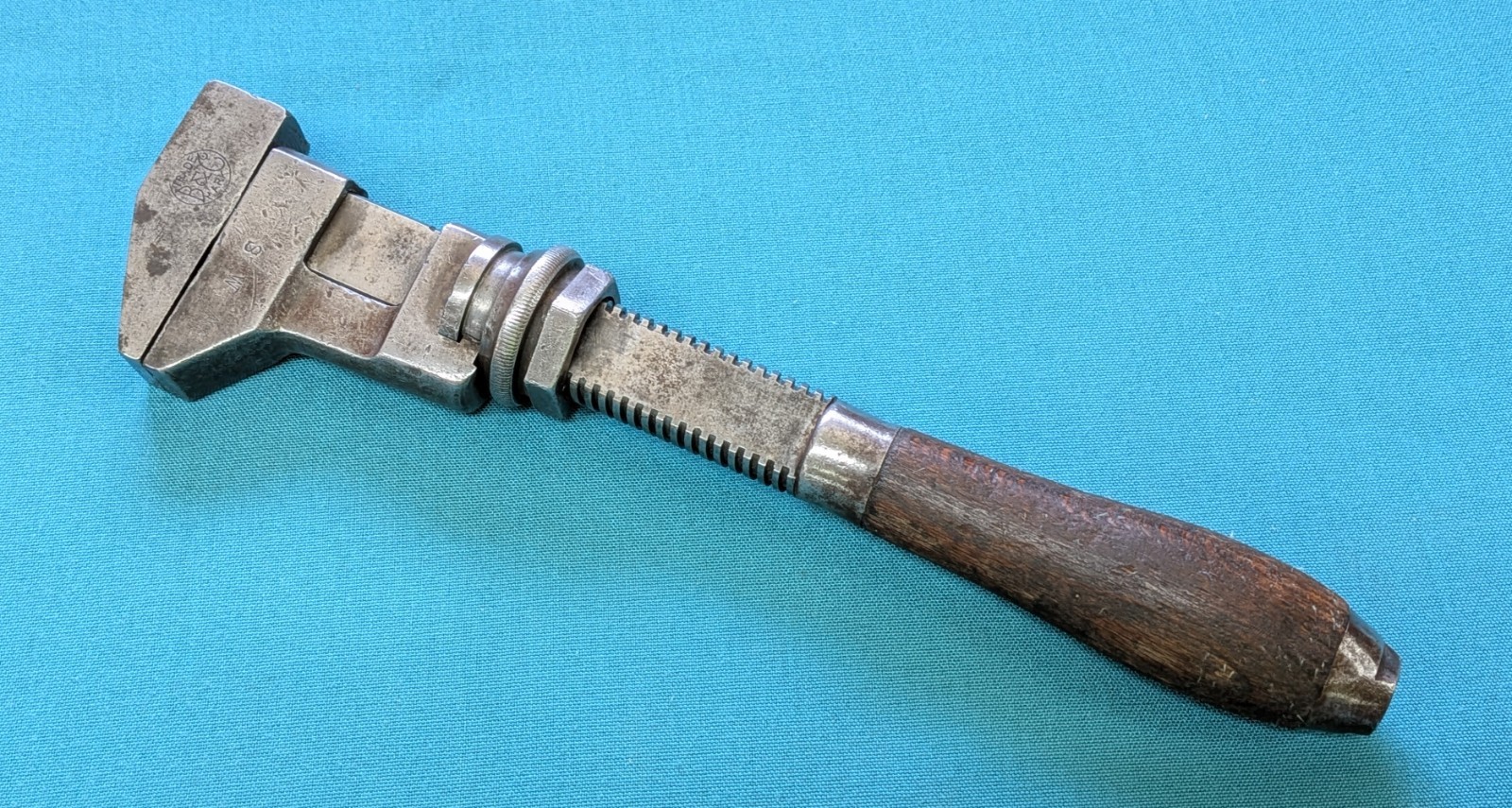 1900's Bemis & Call Co. No. 37 Nut/Monkey Wrench 10" Wood Handle Merrick Pattern