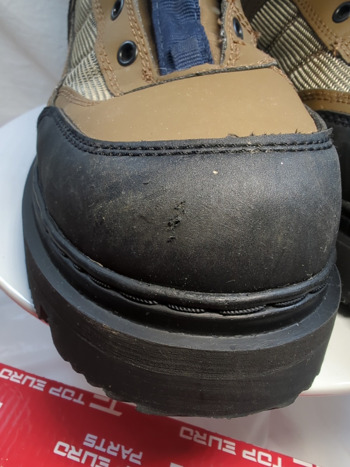 Cabela’s Ultralight Felt Sole Wading Boots Men's 11 M Brown Black