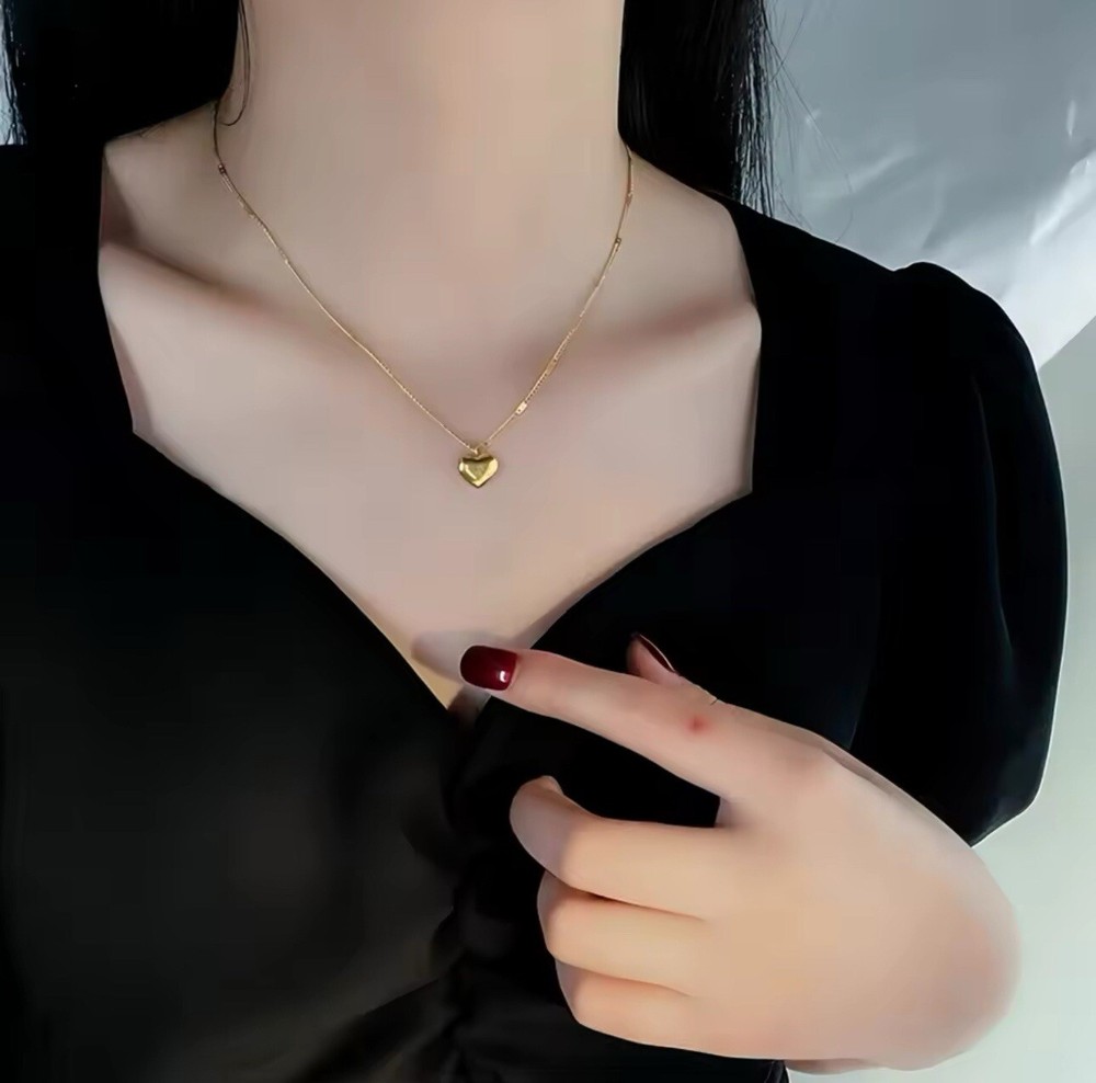 Aurum Amour Pendant