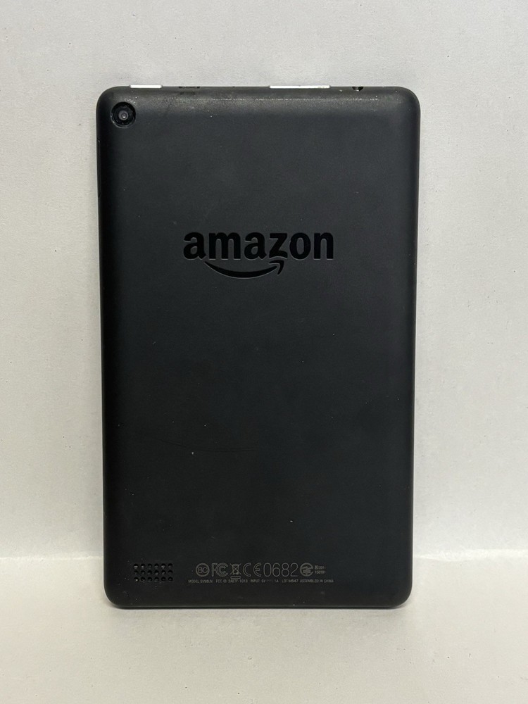 Amazon Fire 7 Tablet & Case Bundle #5093