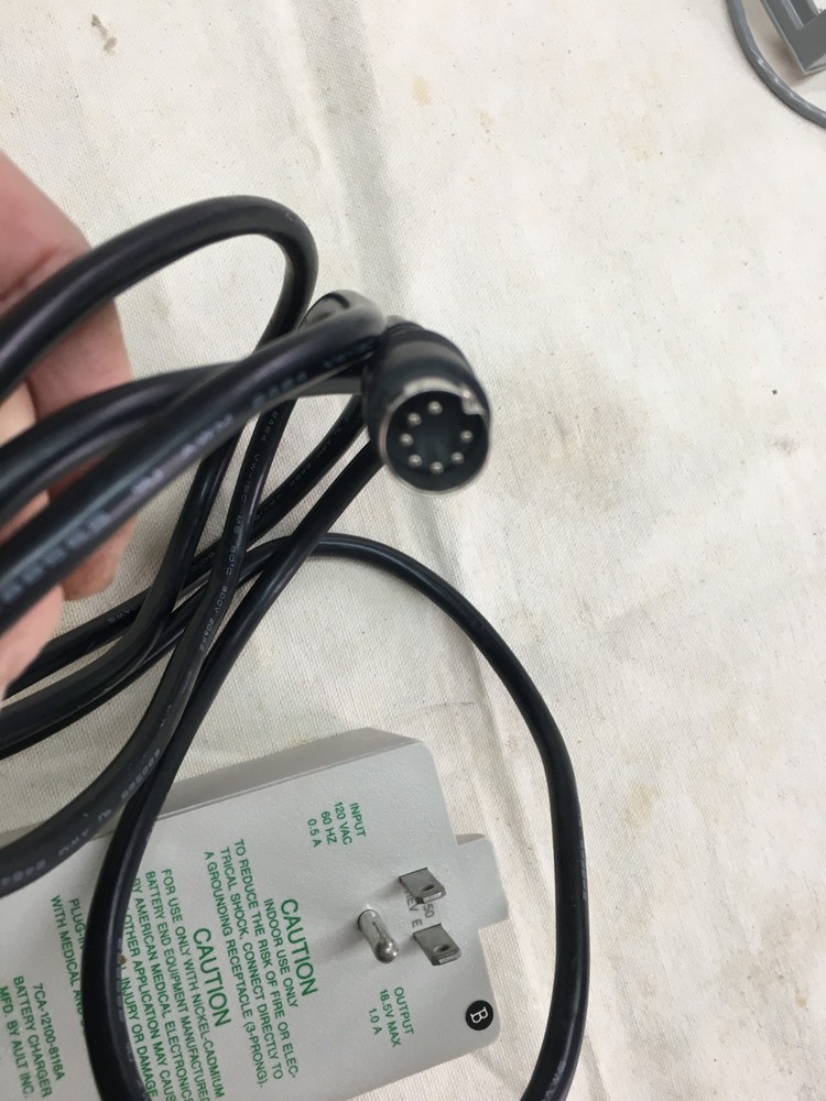Stimulator Portable Controll Unit & Charger