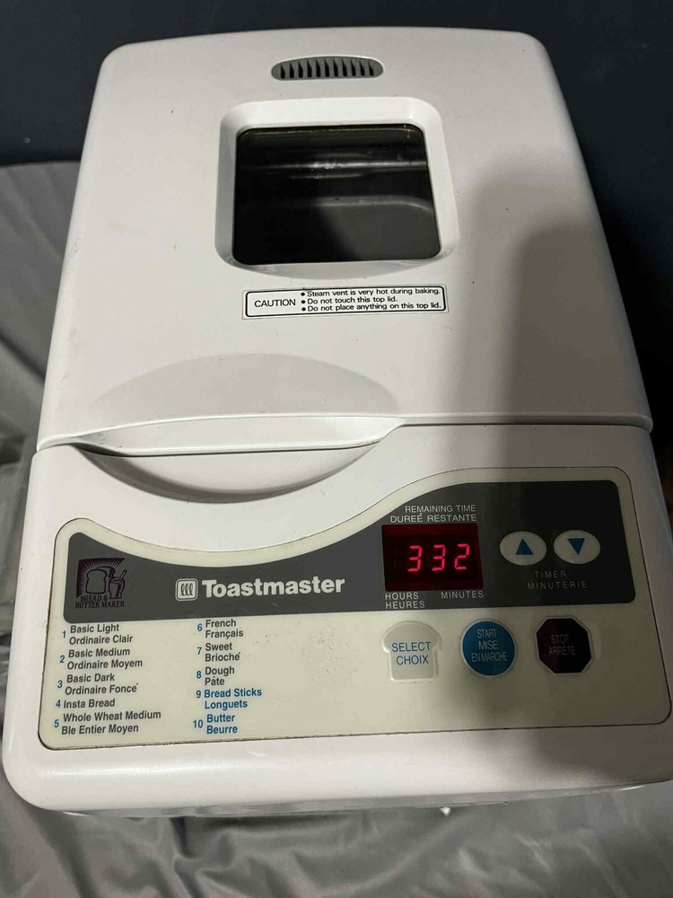 TOASTMASTER Model 1185 Automatic Bread AND BUTTER Maker Bread Machine Working