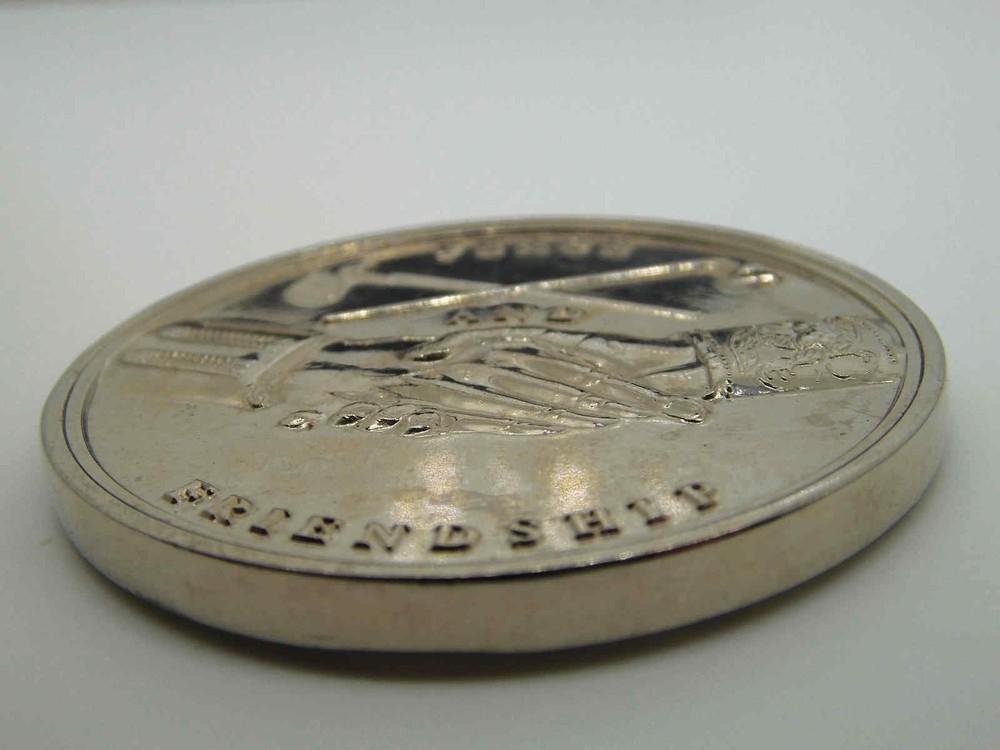PEACE AND FRIENDSHIP CHALLENGE COIN
