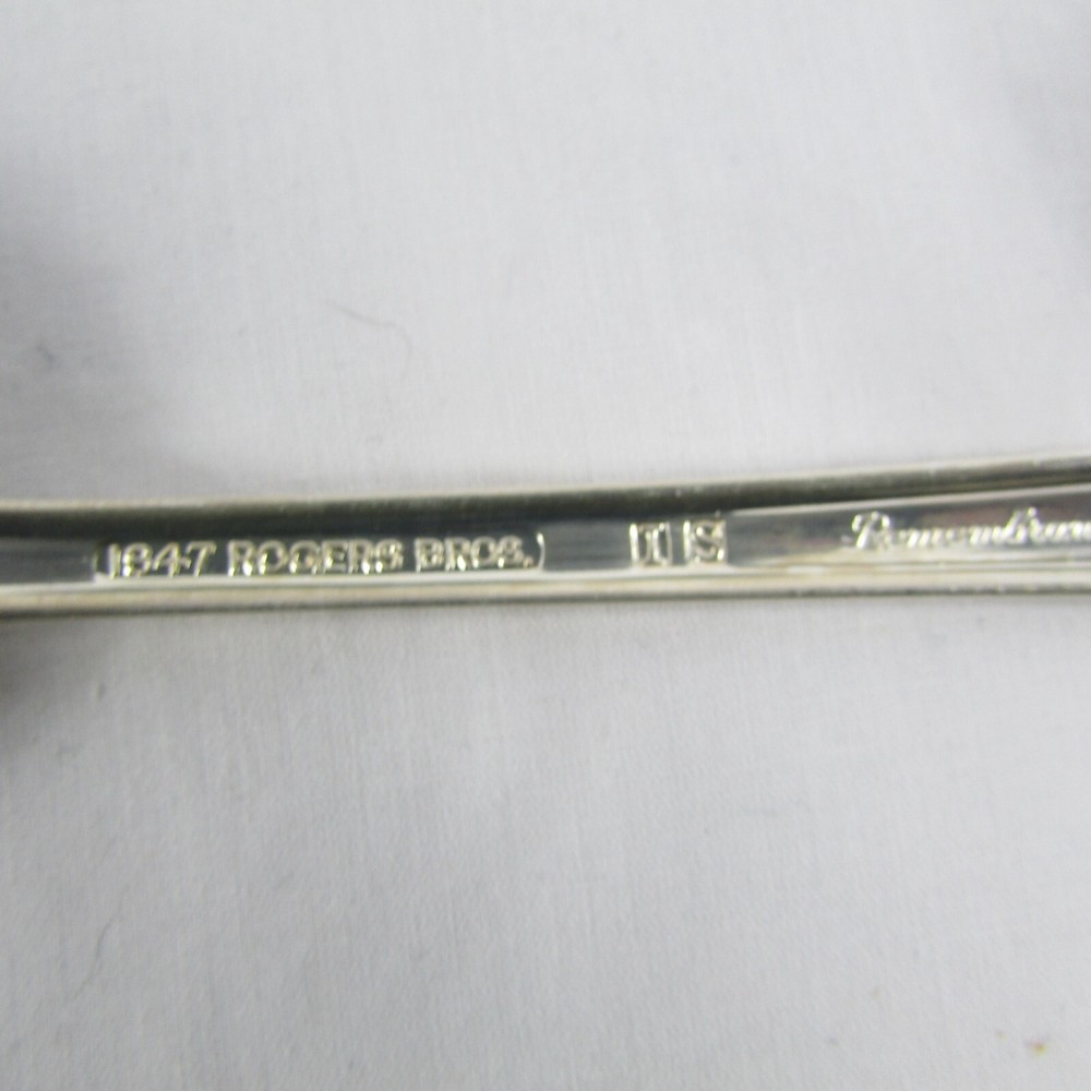 International Rogers Remembrance Silverplate Serving Tablespoon 1948