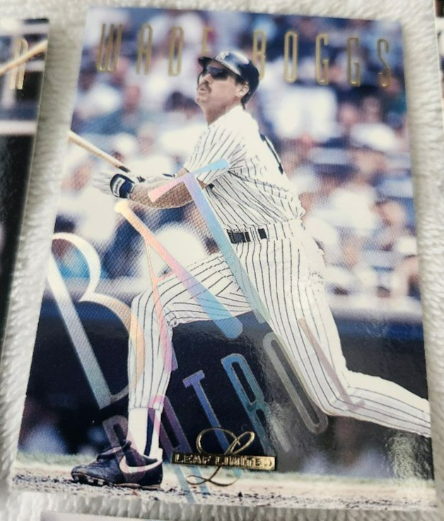 Leaf Limited Bat Patrol Complete 24 Card Set