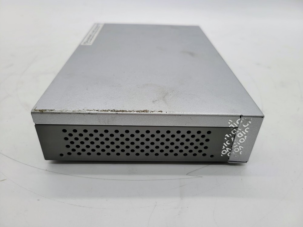 Cyberoam CR 25iNG Hardware Firewall Model SCB-6979