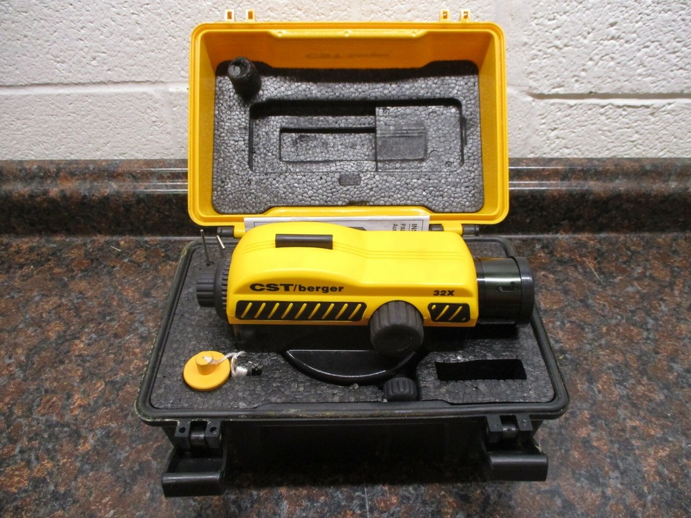 CST/Berger 32X Automatic Construction LEVEL PAL/SAL N Series Level-W/Case