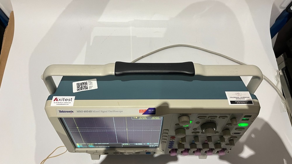 TEKTRONIX - MSO4054B