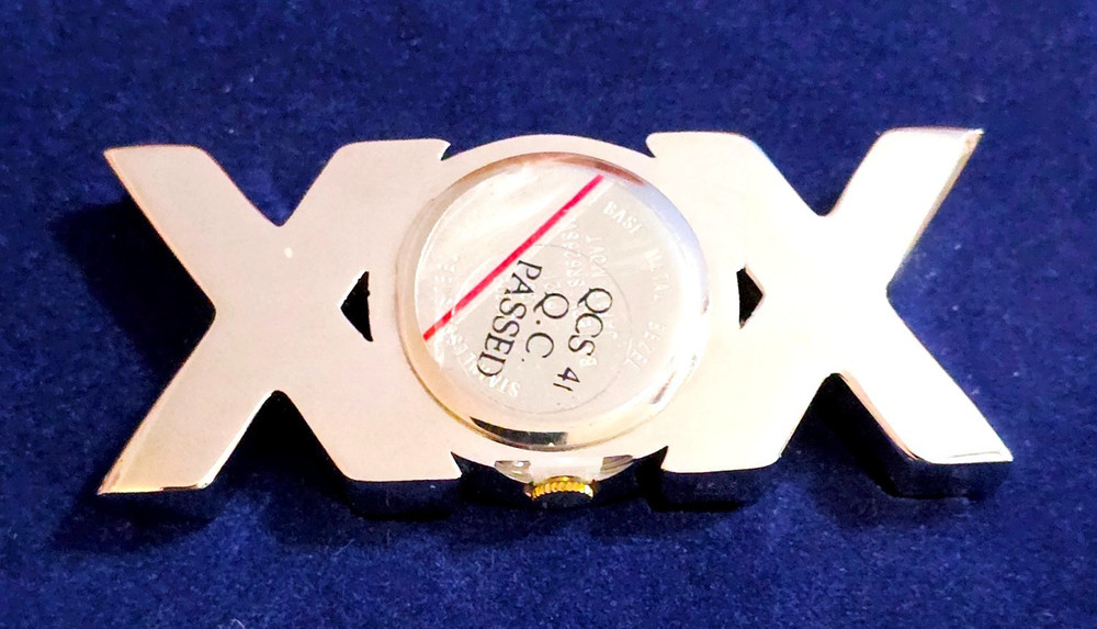 Unique Mini Desk Shelf Clock XOX