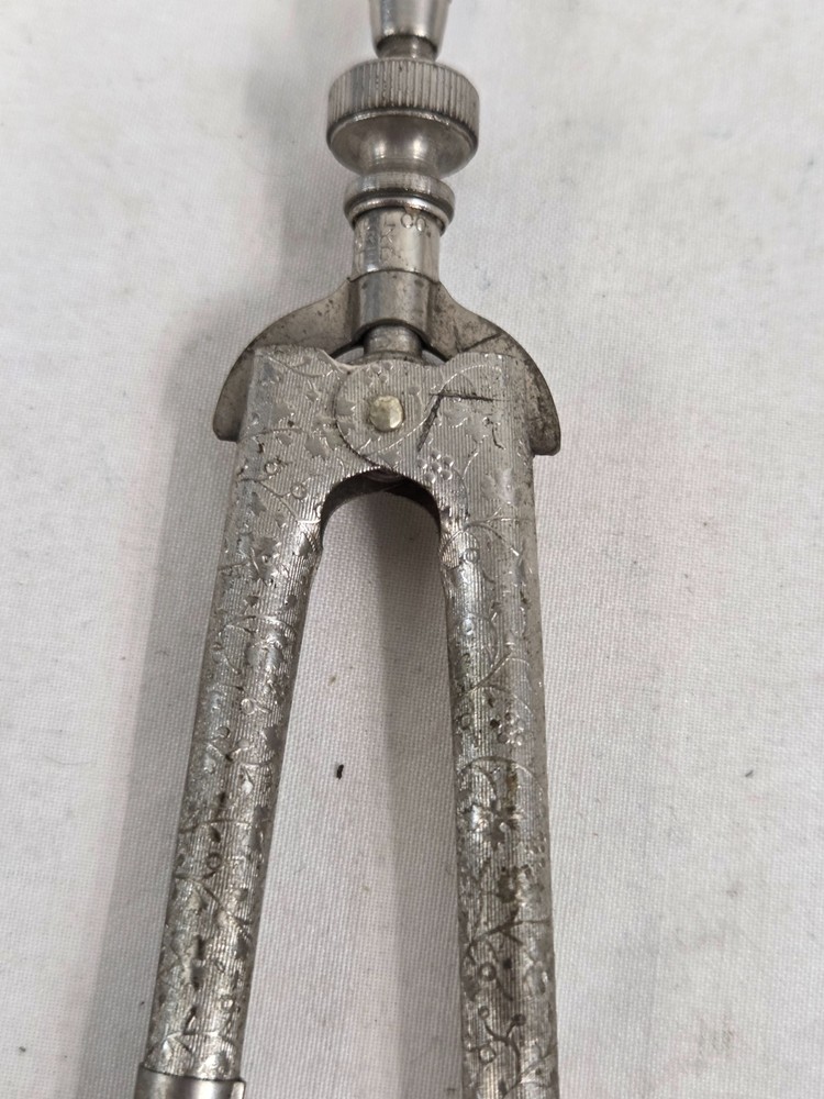 Antique Drawing Drafting Compass Eagle Pencil Co. Foral Ornate 569