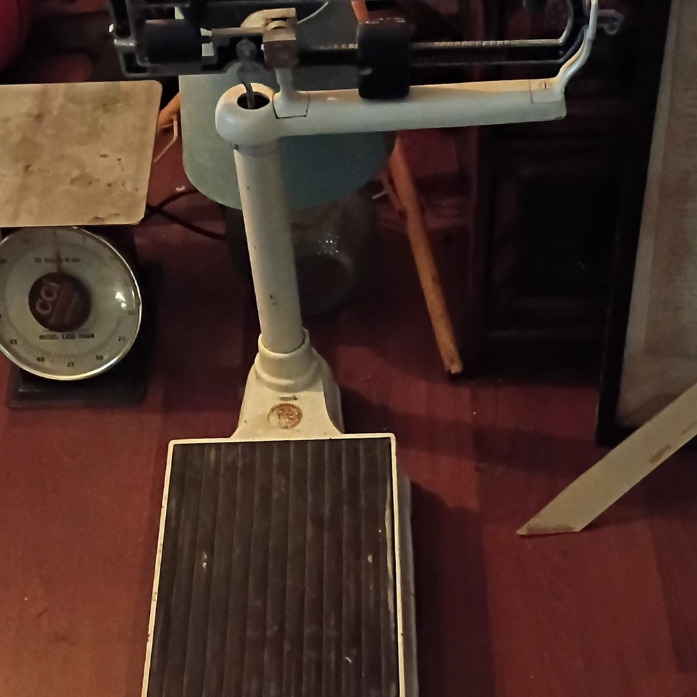 Continental Scale Corp. Antique Mechanical Platform Scale Made in USA