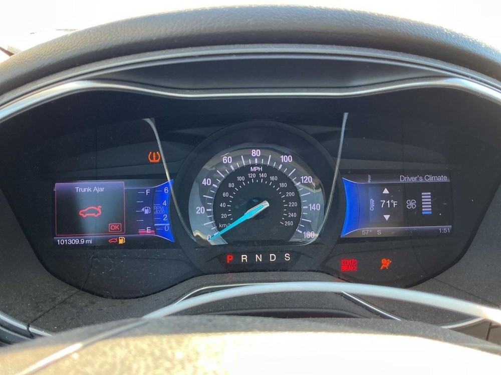 FUSION 2013 Glove Box 4913756