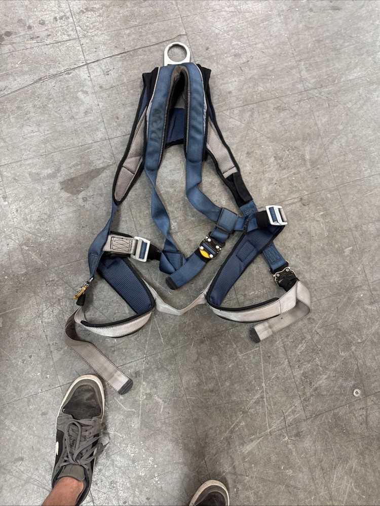SALA 1107976 SIZE MEDIUM HARNESS