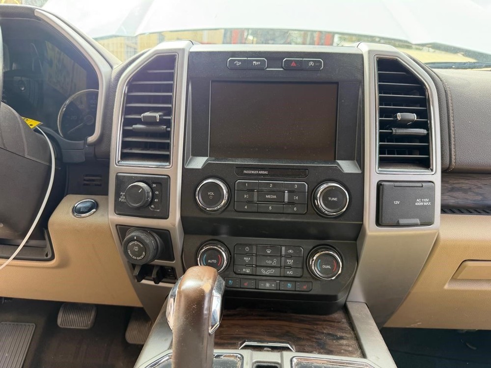 F150 2019 High Mounted Stop Light 104964530