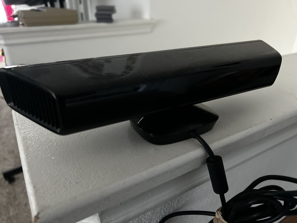 Microsoft Xbox 360 Kinect Sensor Bar Only - Black