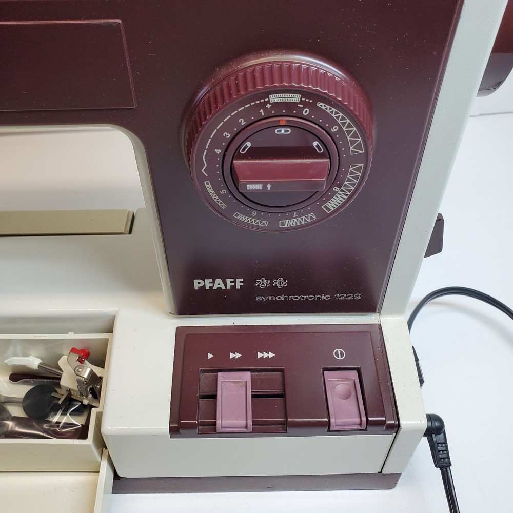 PFAFF Synchrotronic 1229 Sewing Machine AS-IS Read Condition