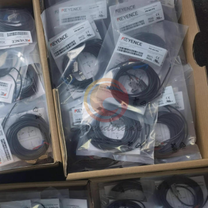 1PC New Keyence PR-MB15CN sensor