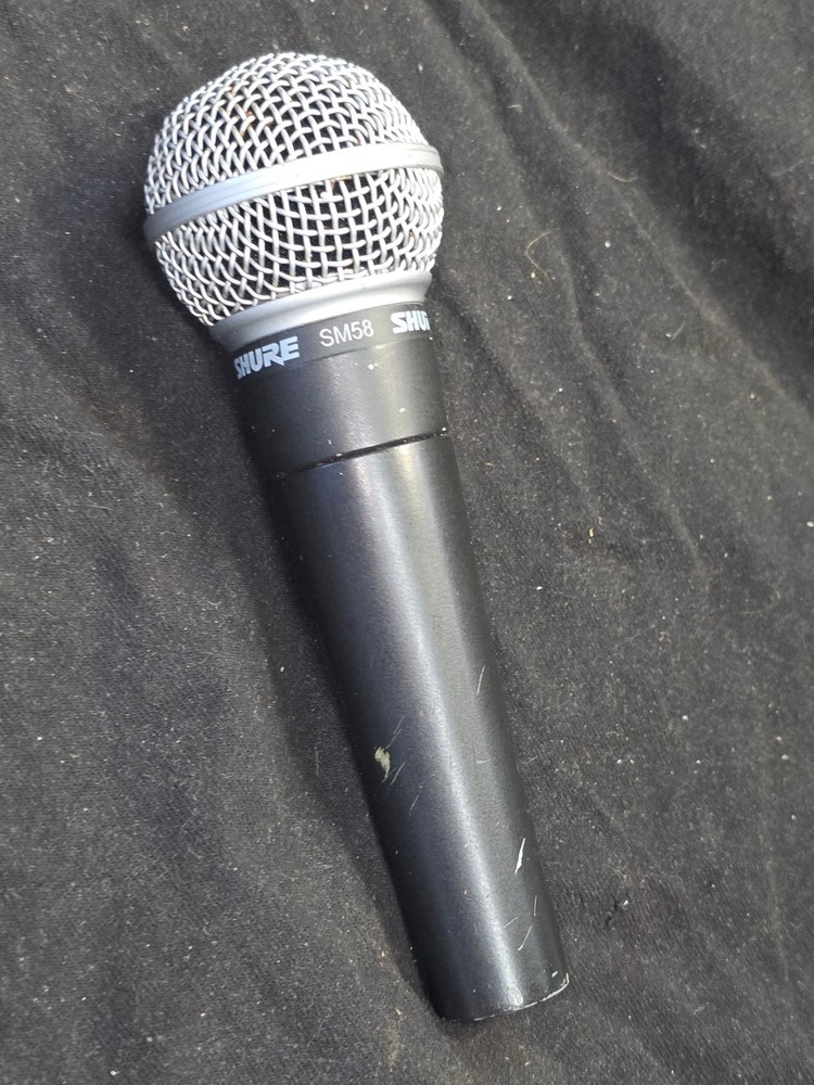 SHURE SM58 MICROPHONE (WORK)