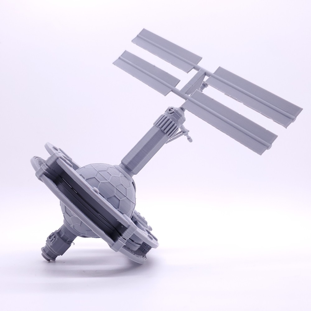 Thunderbird 5 - 3", 6", 9" or 12" Model - Custom Spaceship Sci-fi Model Kit
