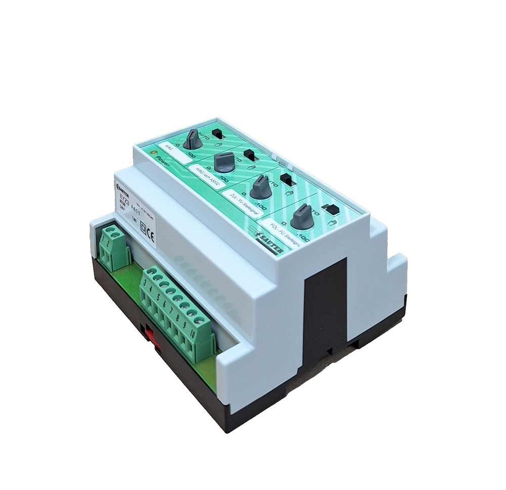 EYZ3 A411 SAUTER CONTROL MODULE [USED]