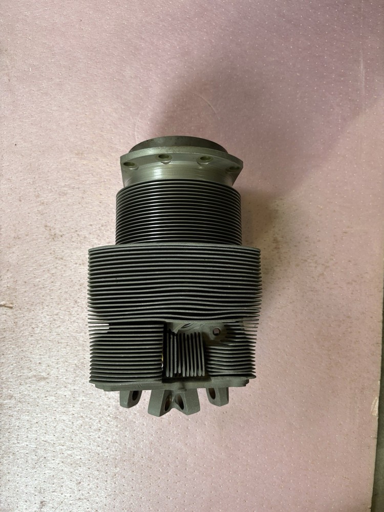 Continental IO-470 Cylinder