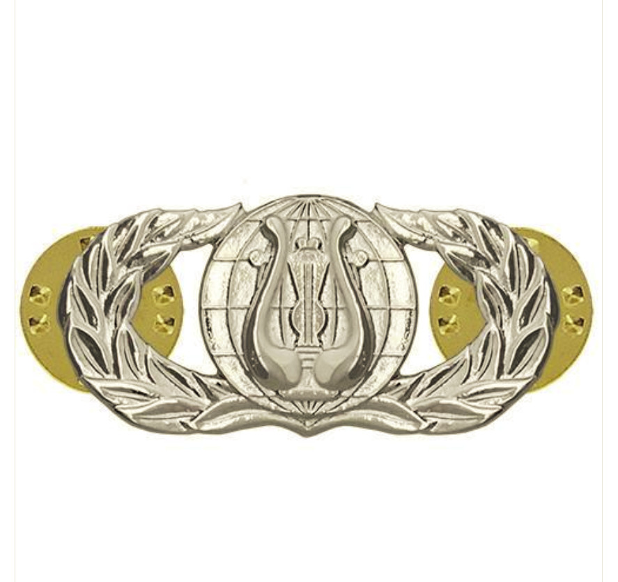 Vanguard AIR FORCE BADGE: BAND - MIDSIZE
