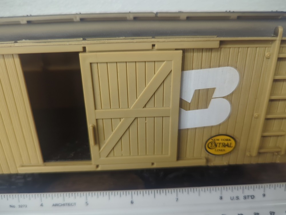 Good Rush Express Freight Train Car