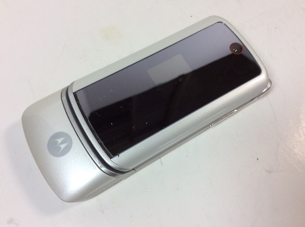 Lot Cell Phones Untested