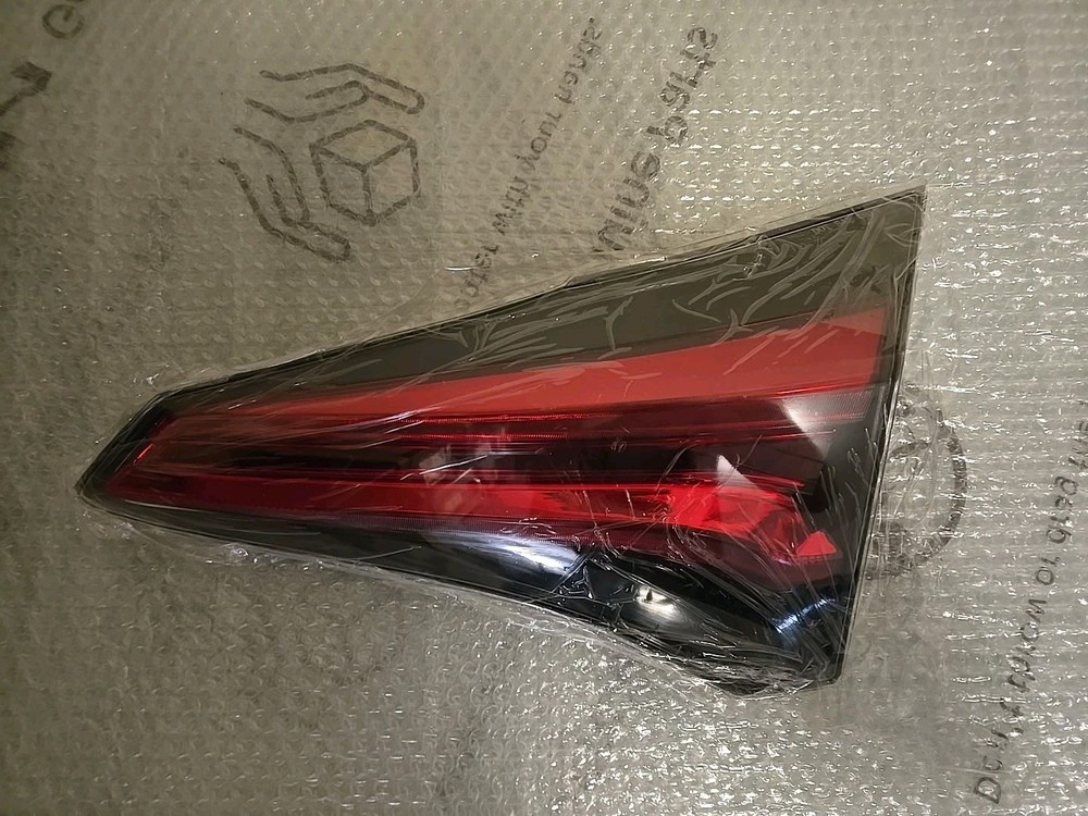 Halogen Brake Lamps Tail Light Assembly RAV4 2016-2018 Right Passenger Side