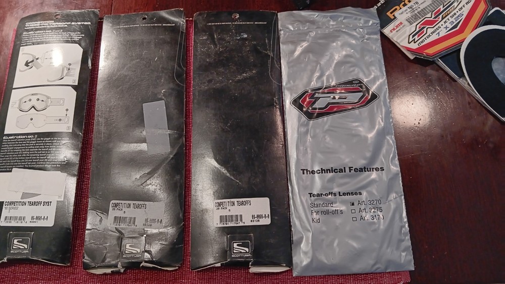 SCOTT TEAR OFF SYSTEM WITH 40 REFILLS