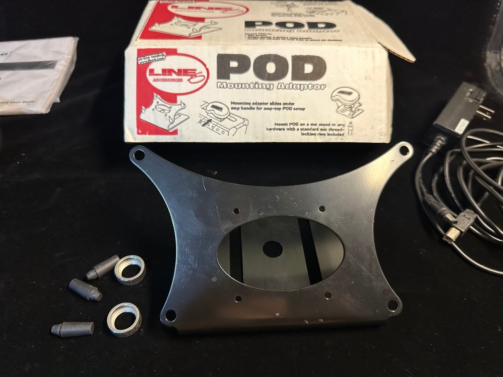 Line 6 POD HD Desktop (Bean) Multi effect Guitar Processor + Mounting Adapter