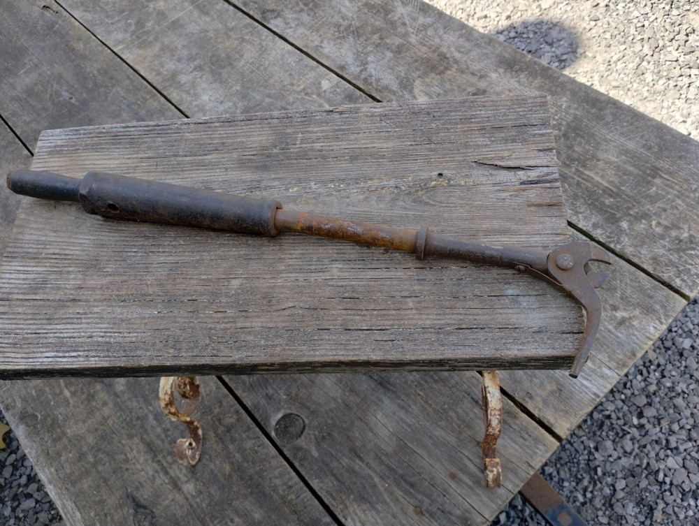 Scranton No. 2 Cast Iron Nail Puller 1893