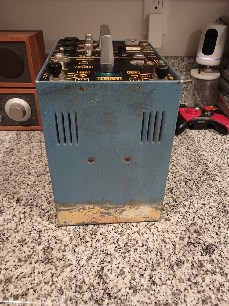 Bacar strobe pack Model A1200