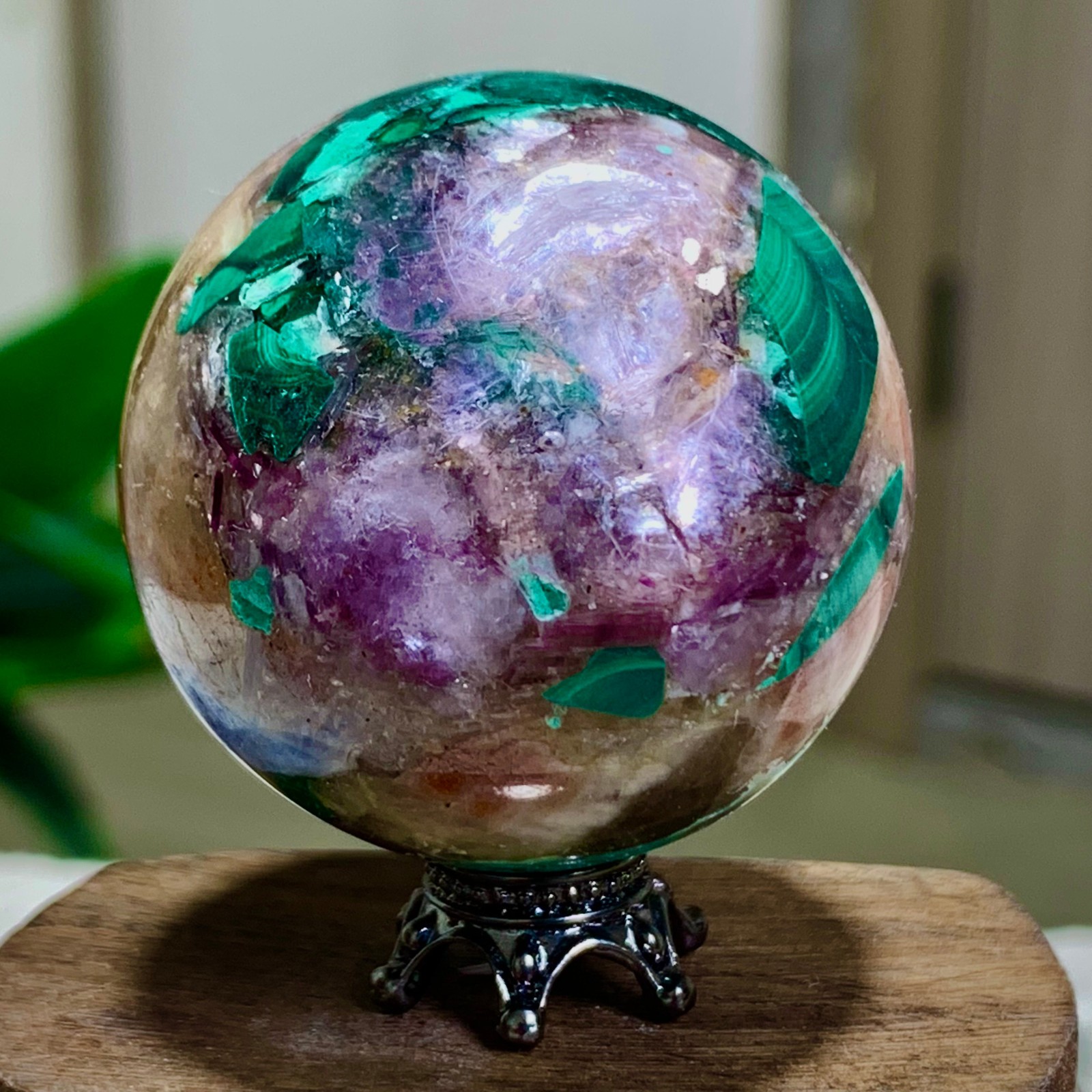 80G Newly discovered rare malachite purple mica symbiotic sphere restoration