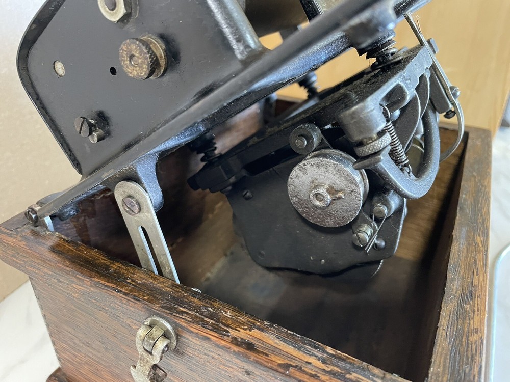 Edison Phonograph Fireside S/N- 110