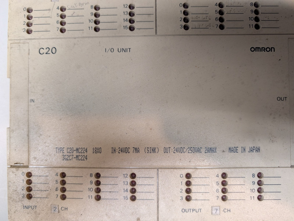 OMRON SYSMAC C20-MC224 I/O Unit Expansion Module 24VDC NPN 56 Point