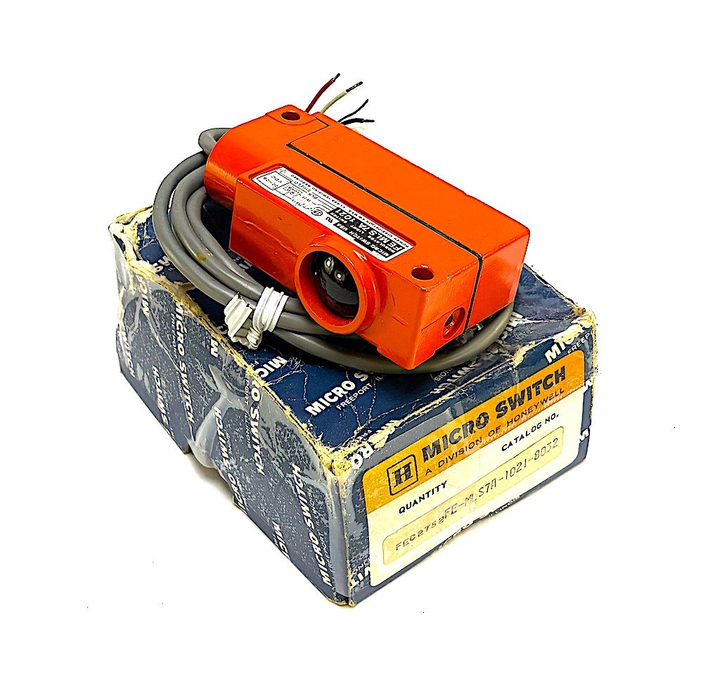 Micro Switch FE-MLS7A-1021-8032 Modulated Light Switch (New)