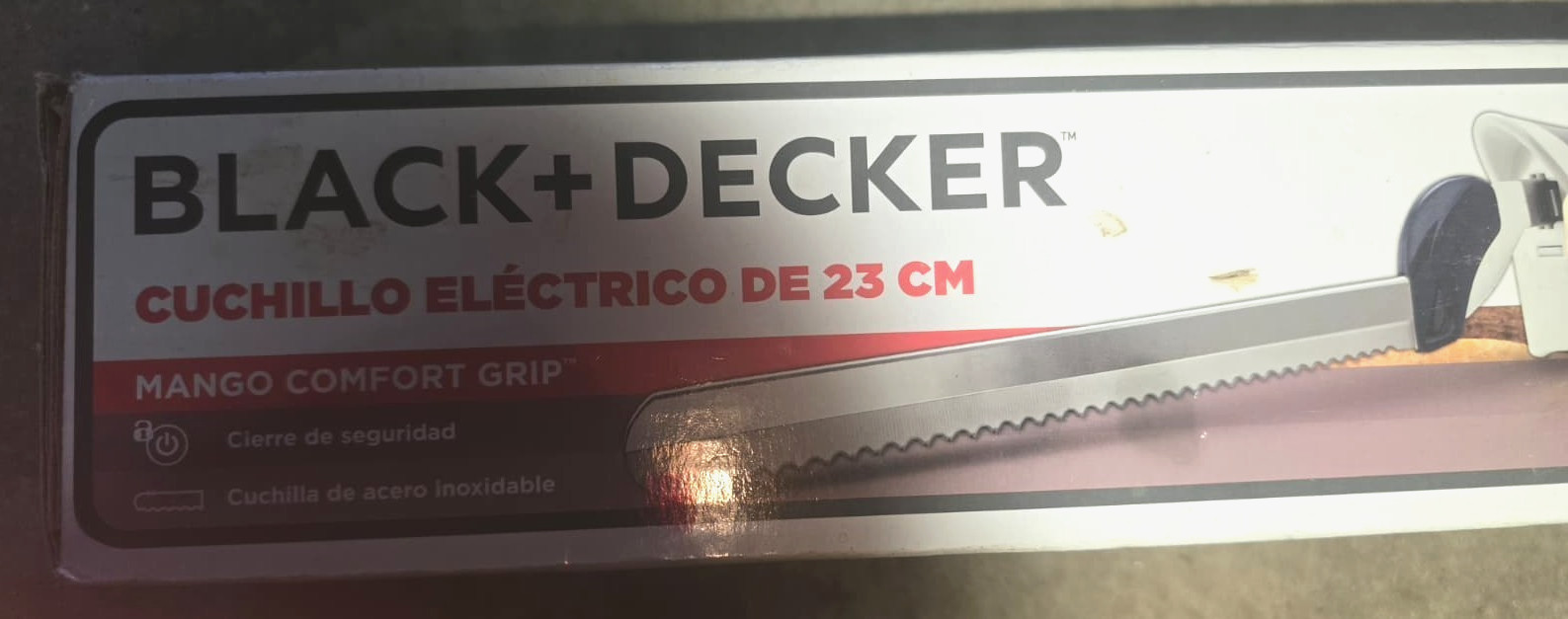 BLACK + DECKER White Comfort Grip 9” Stainless Steel Electric Knife EK500W NIB