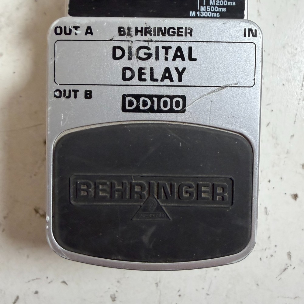 Behringer Digital Delay DD100 Gray 24-bit Echo Stereo Effects Pedal For Guitars