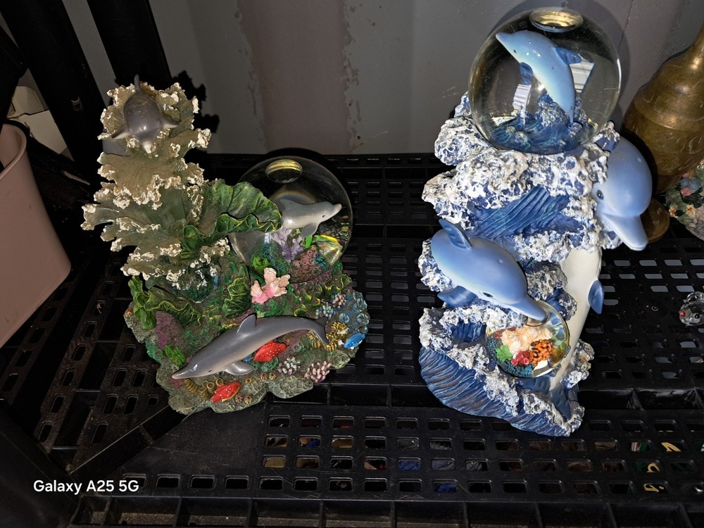 2 Dolphin Snow Globes