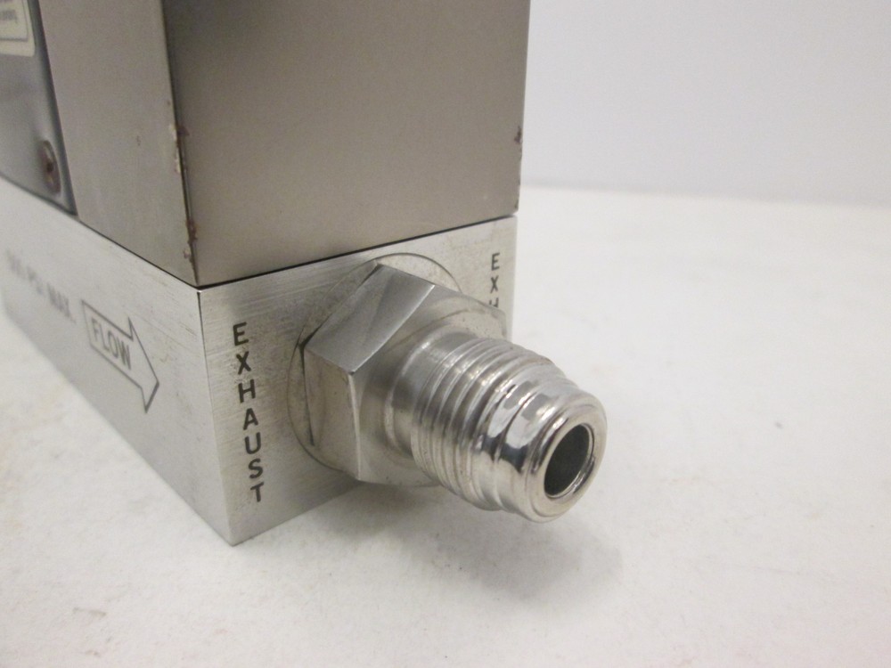 Unit UFC-1100, Mass Flow Controller MFC, N2, 10 SLM, Used