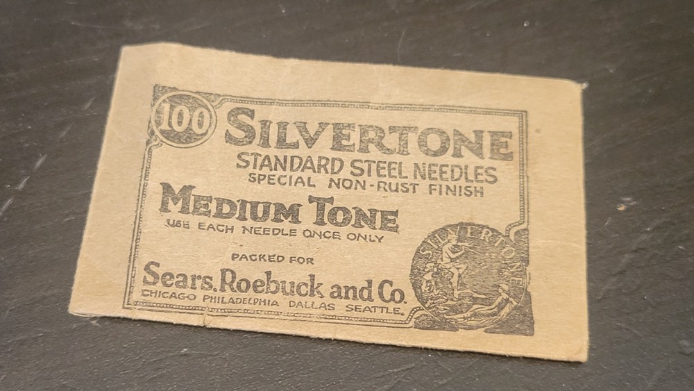 Gramophone phonograph needle Packet Empty Silvertone Medium